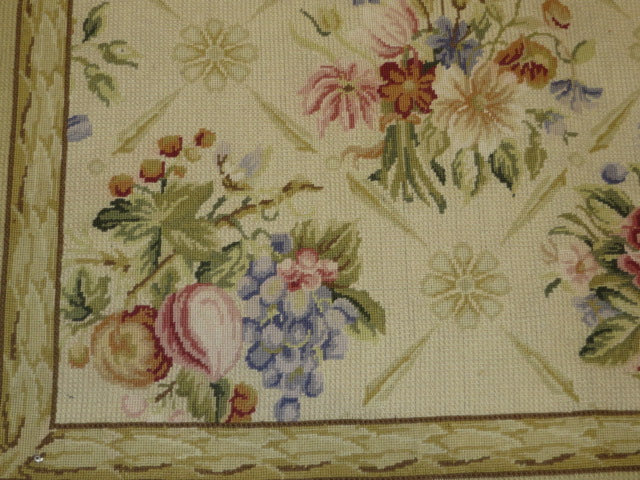 115 Needlepoint Carpet