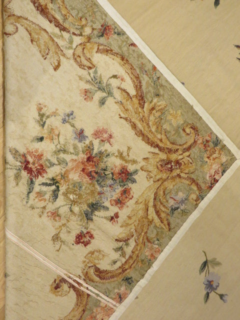 128 Needlepoint Carpet