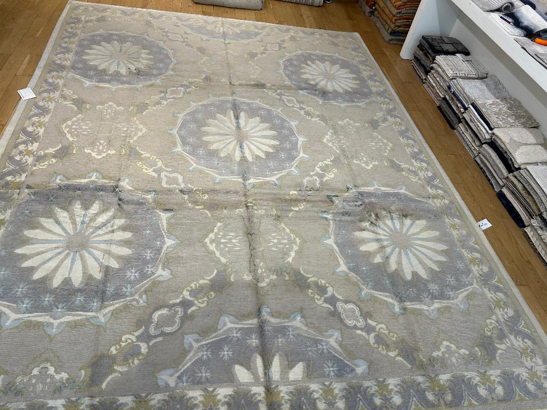 20027 Fine Hand Knotted Nepal Rug