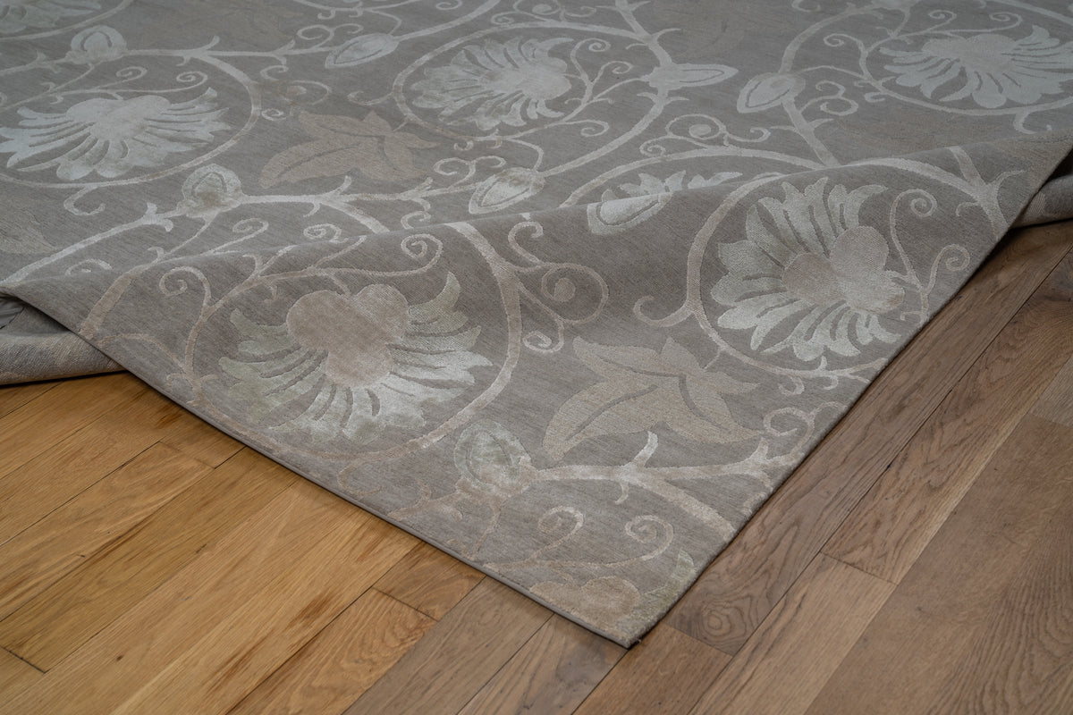 20031 Fine Hand Knotted Nepal Rug