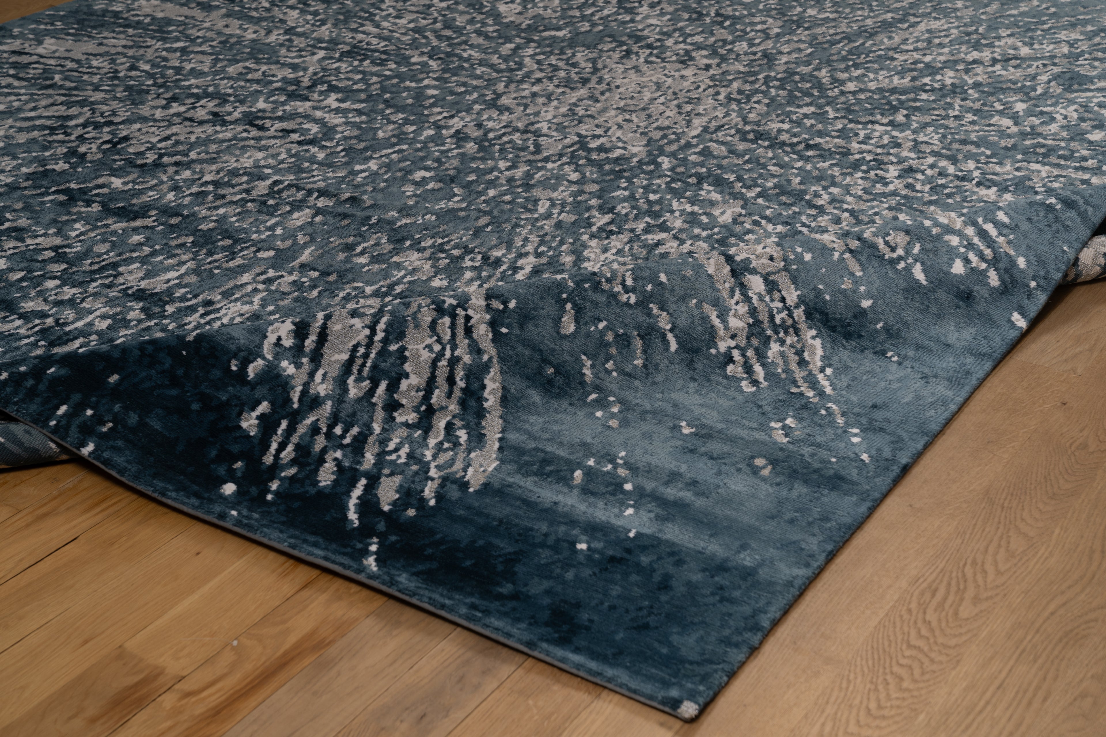 20047 Fine Hand Knotted Nepal Rug