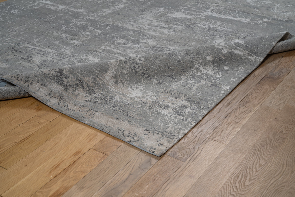 20070 Fine Hand Knotted Nepal Rug