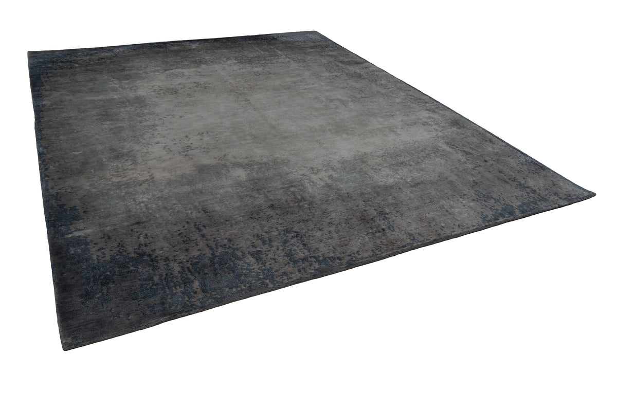 20087 Fine Hand Knotted Nepal Rug