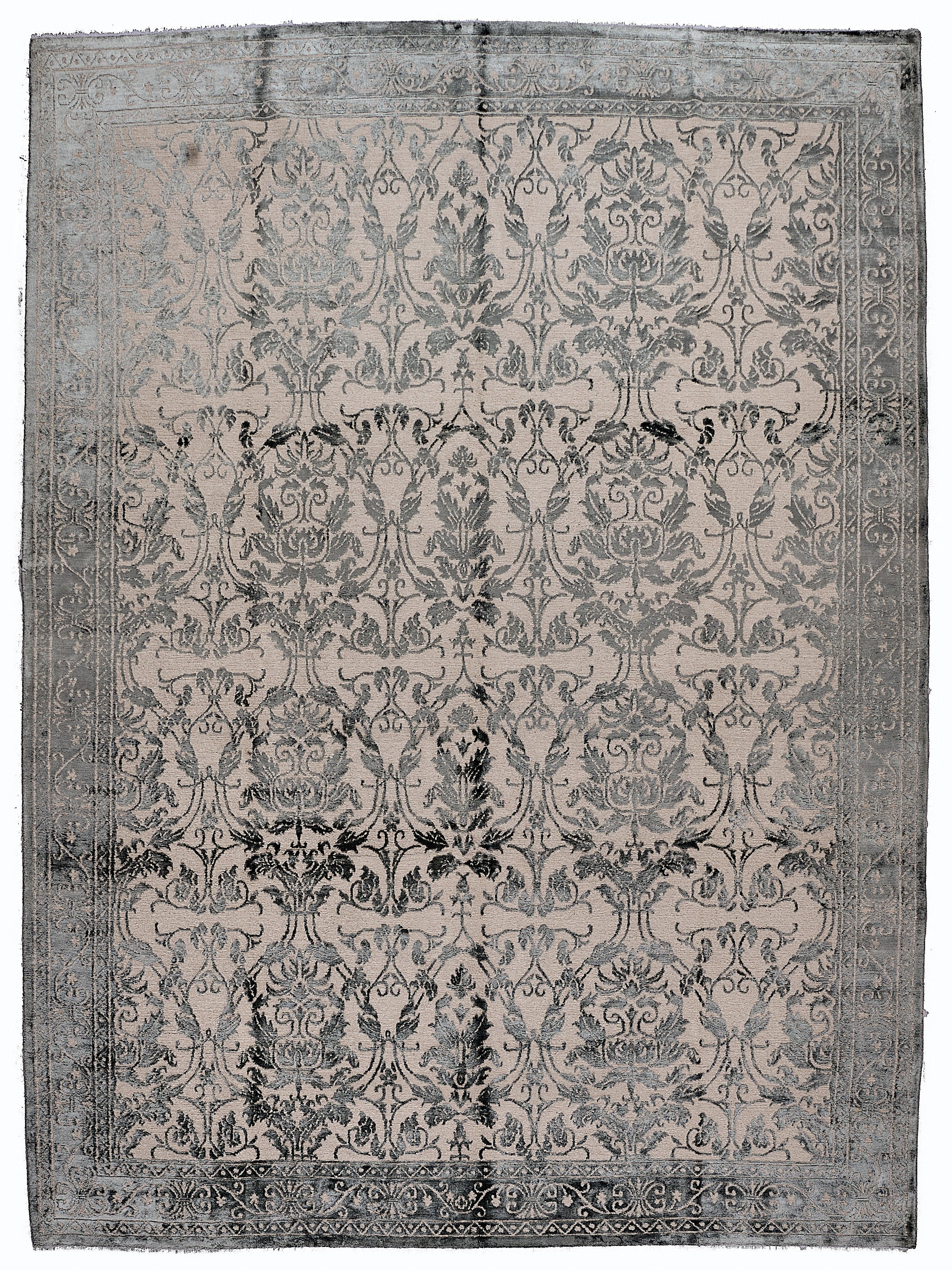 20156 Fine Hand Knotted Nepal Rug