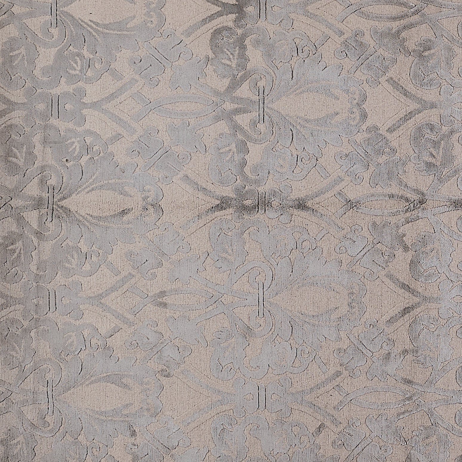 20177 Fine Hand Knotted Nepal Rug