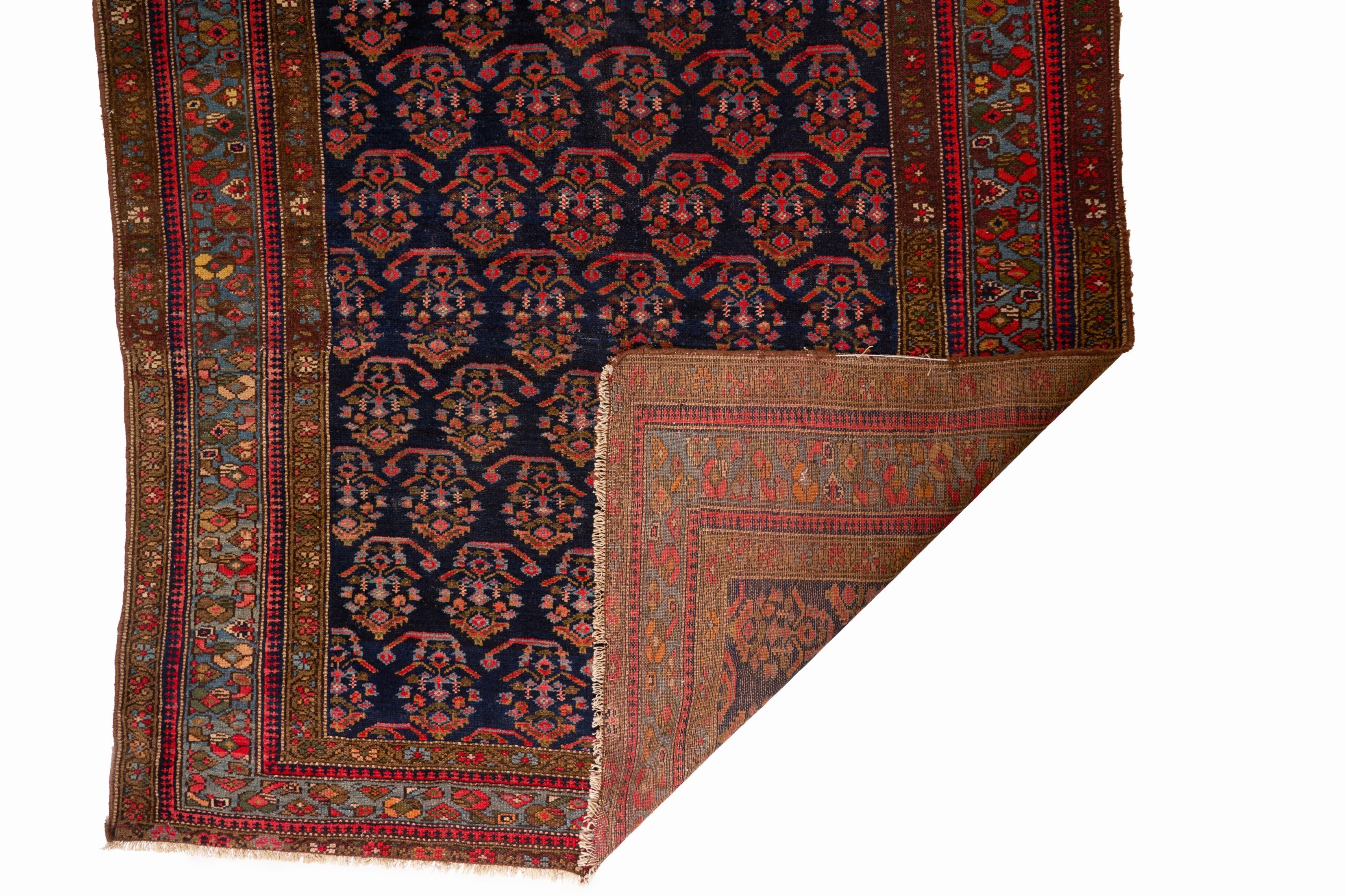40101 Antique N.West  Persian