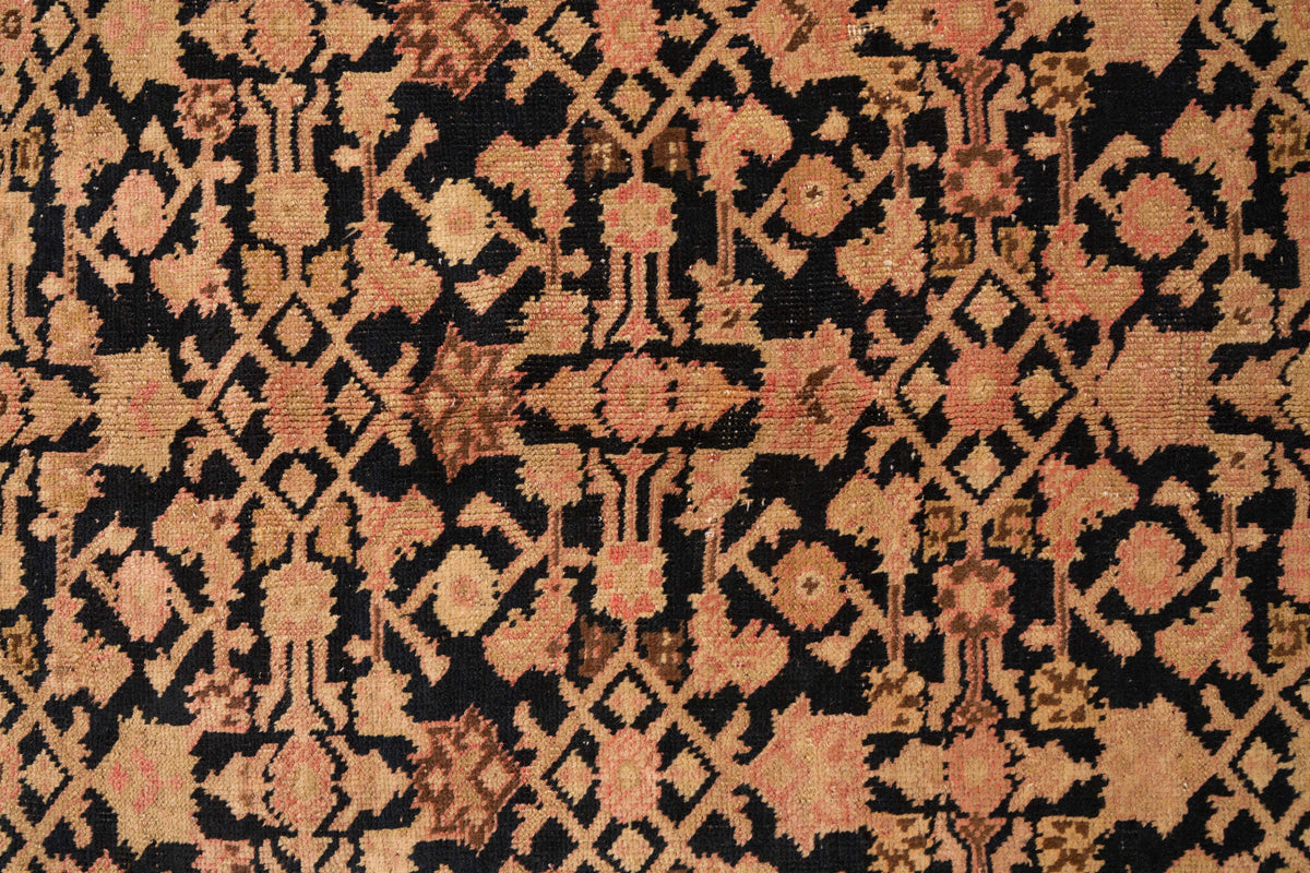40102 Antique Karabagh