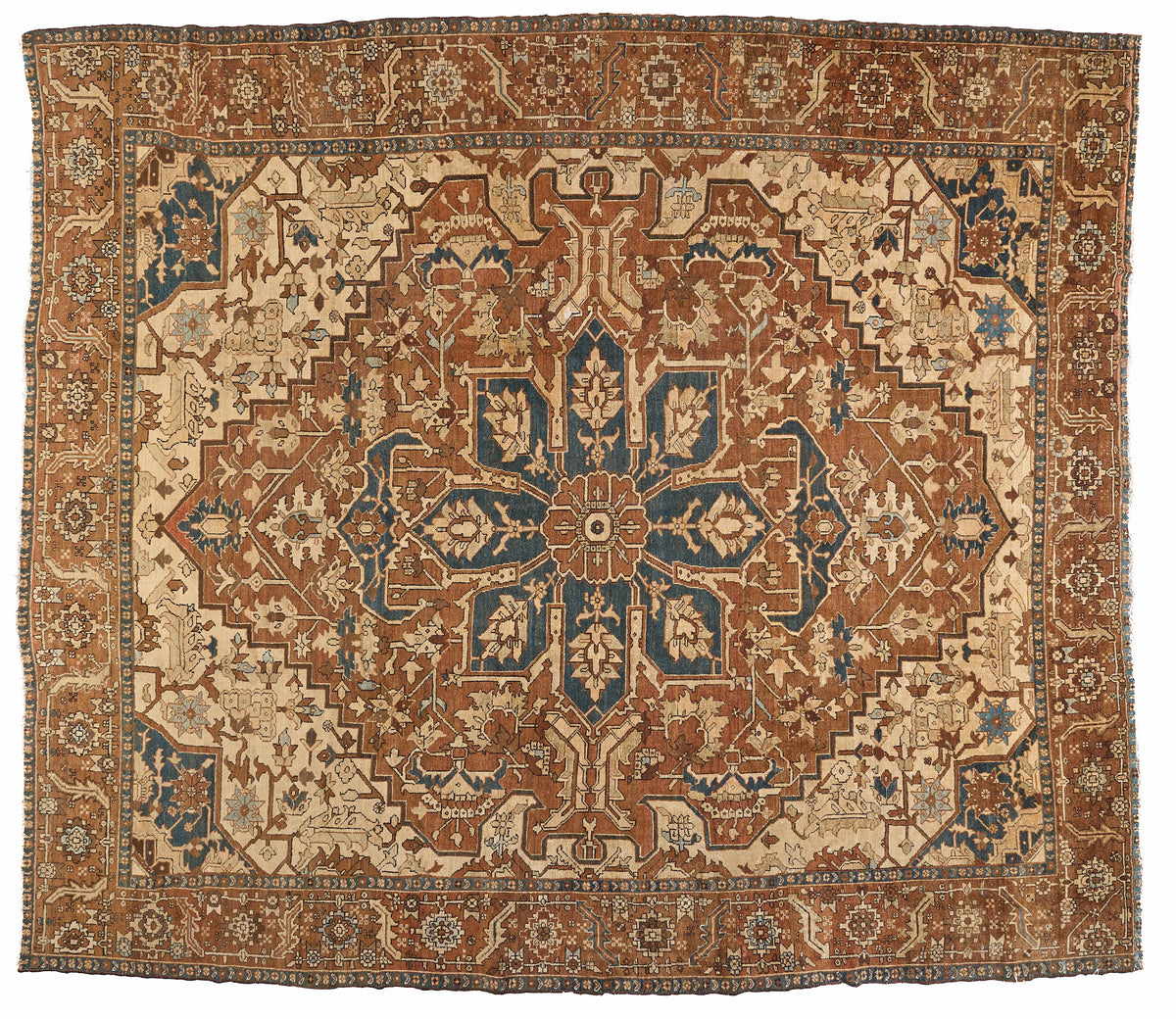 90003 Antique Persian Serapi Rug Circa 1900