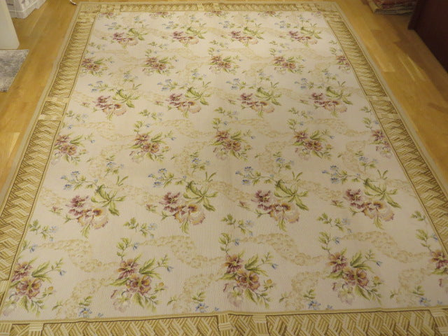 118 Needlepoint Carpet