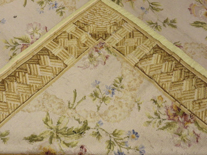125 Needlepoint Carpet