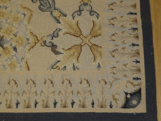 192 Needlepoint Carpet