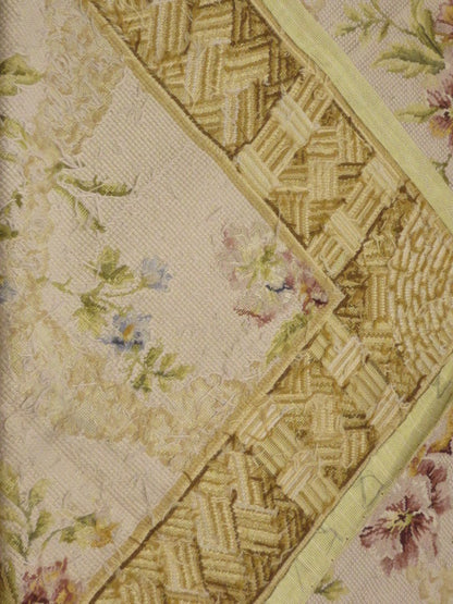 199 Needlepoint Carpet