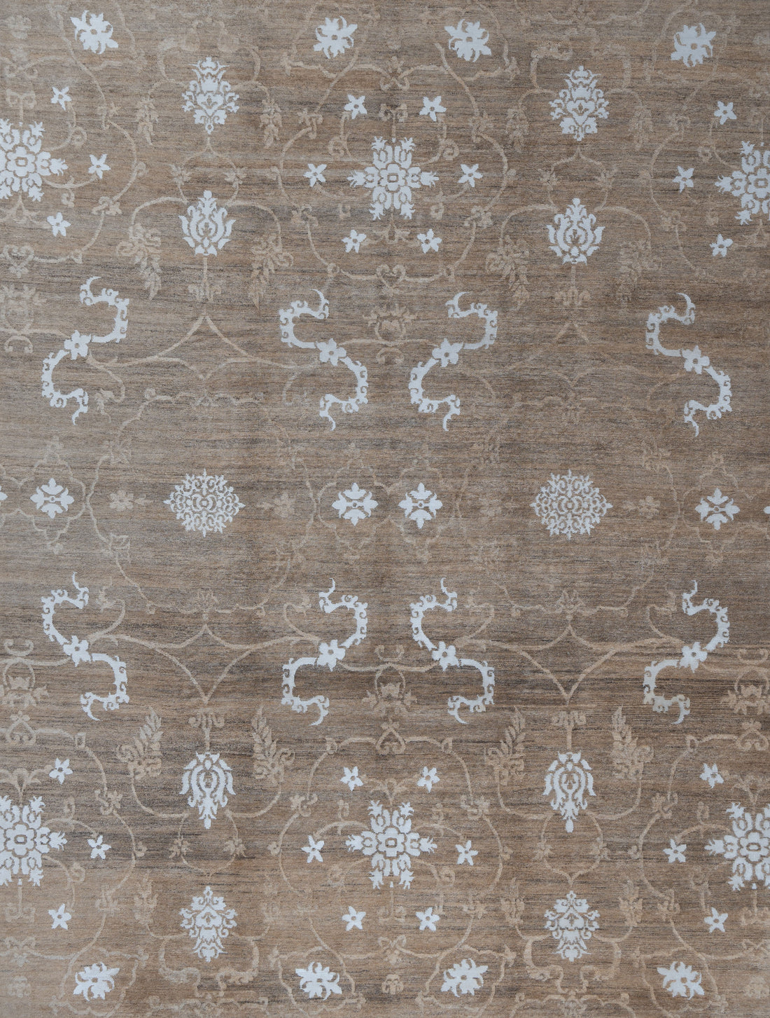 200010 Fine Hand Knotted Nepal Rug