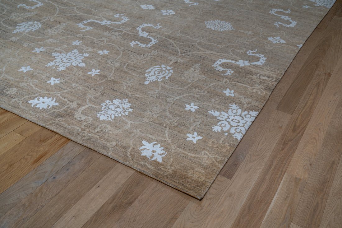 200010 Fine Hand Knotted Nepal Rug
