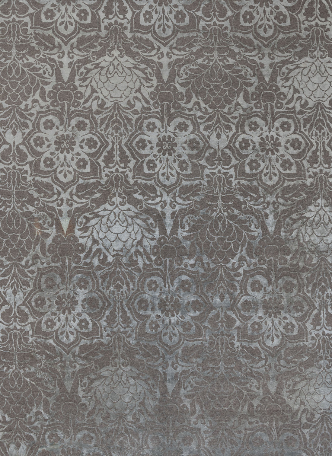 20016 Fine Hand Knotted Nepal Rug
