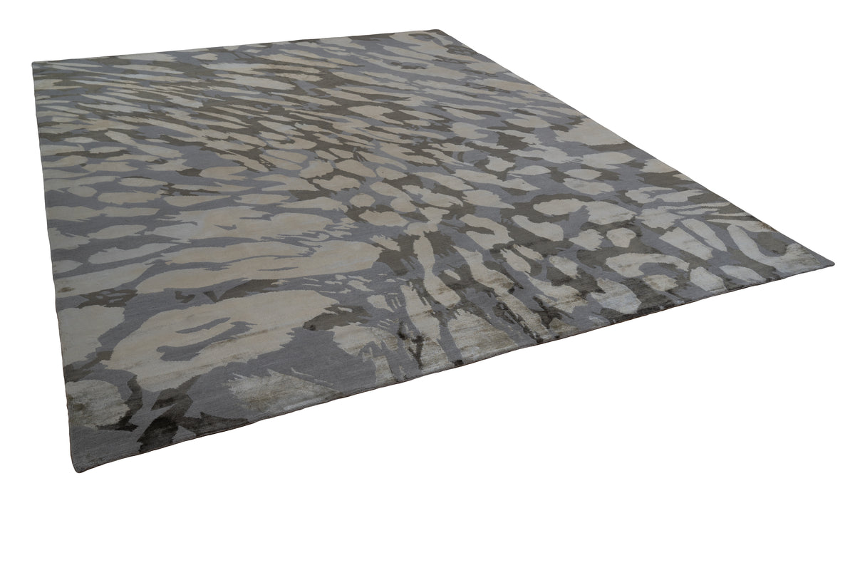 20064 Fine Hand Knotted Nepal Rug