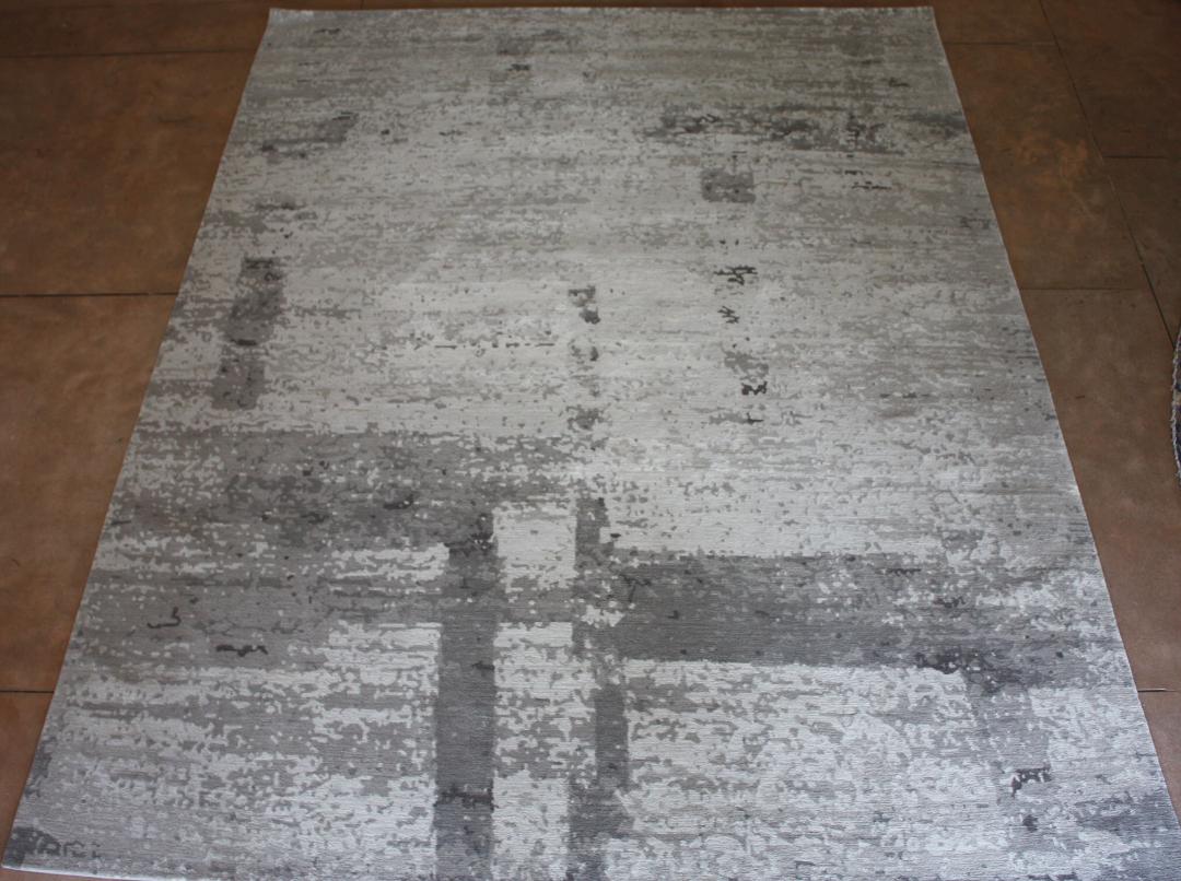 20067 Fine Hand Knotted Nepal Rug