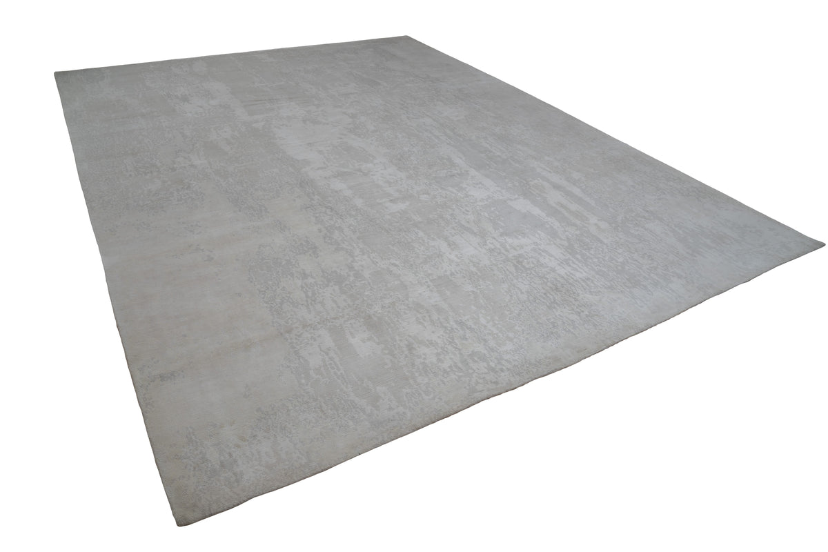 20074 Fine Hand Knotted Nepal Rug