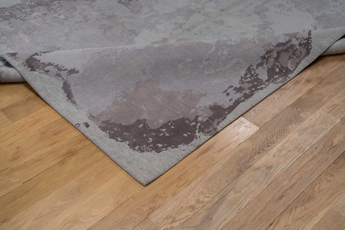 20077 Fine Hand Knotted Nepal Rug