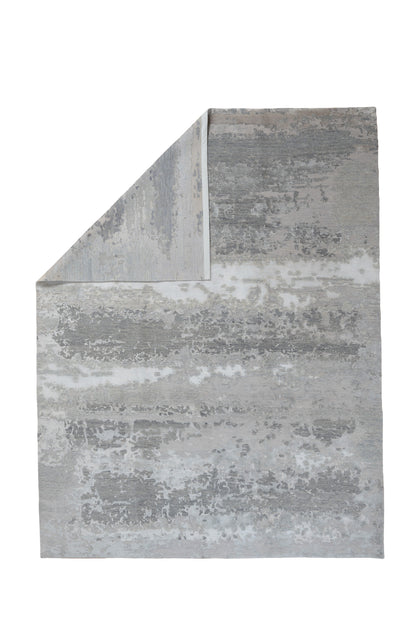 20113 Fine Hand Knotted Nepal Rug