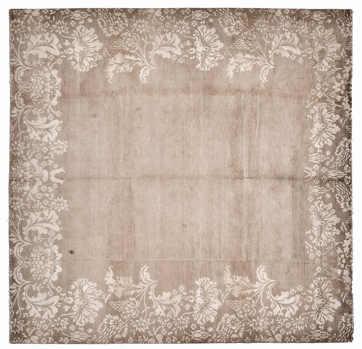 20143 Fine Hand Knotted Nepal Rug