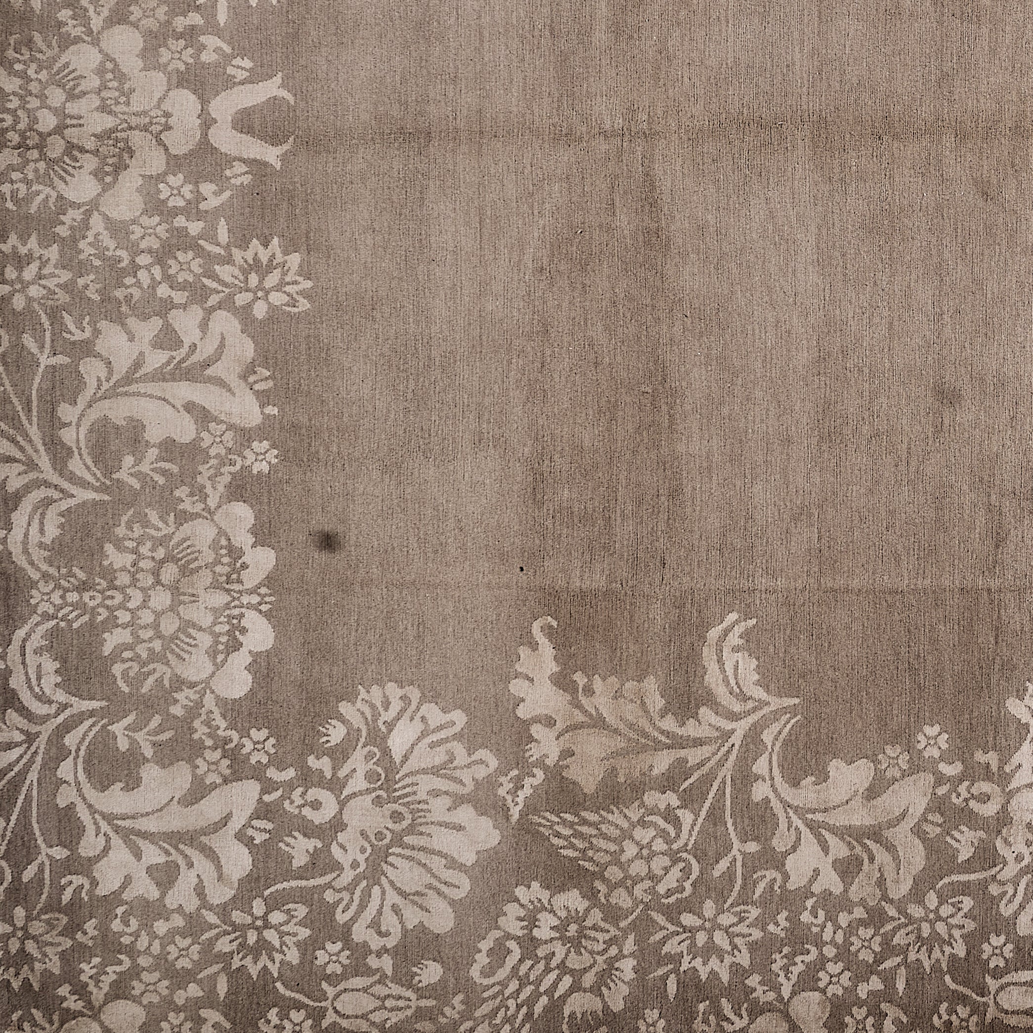 20143 Fine Hand Knotted Nepal Rug