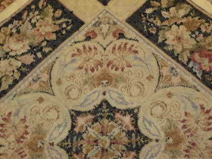 256 Needlepoint Carpet