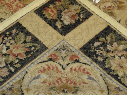 277 Needlepoint Carpet