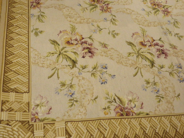 289 Needlepoint Carpet