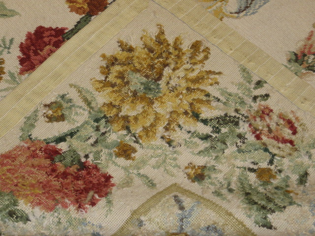 290 Needlepoint Carpet