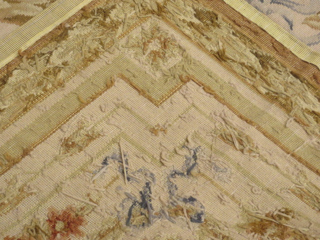 292 Needlepoint Carpet
