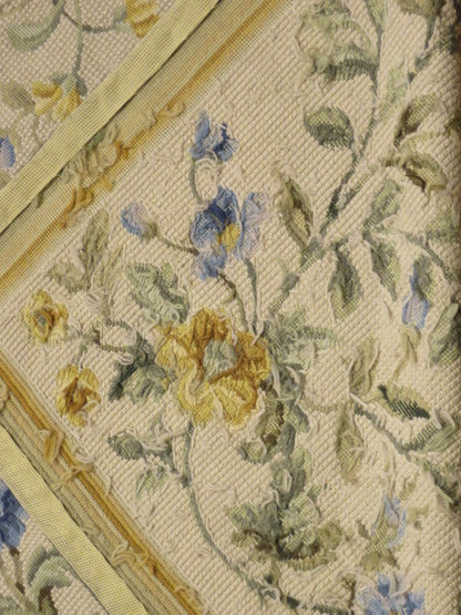 295 Needlepoint Carpet