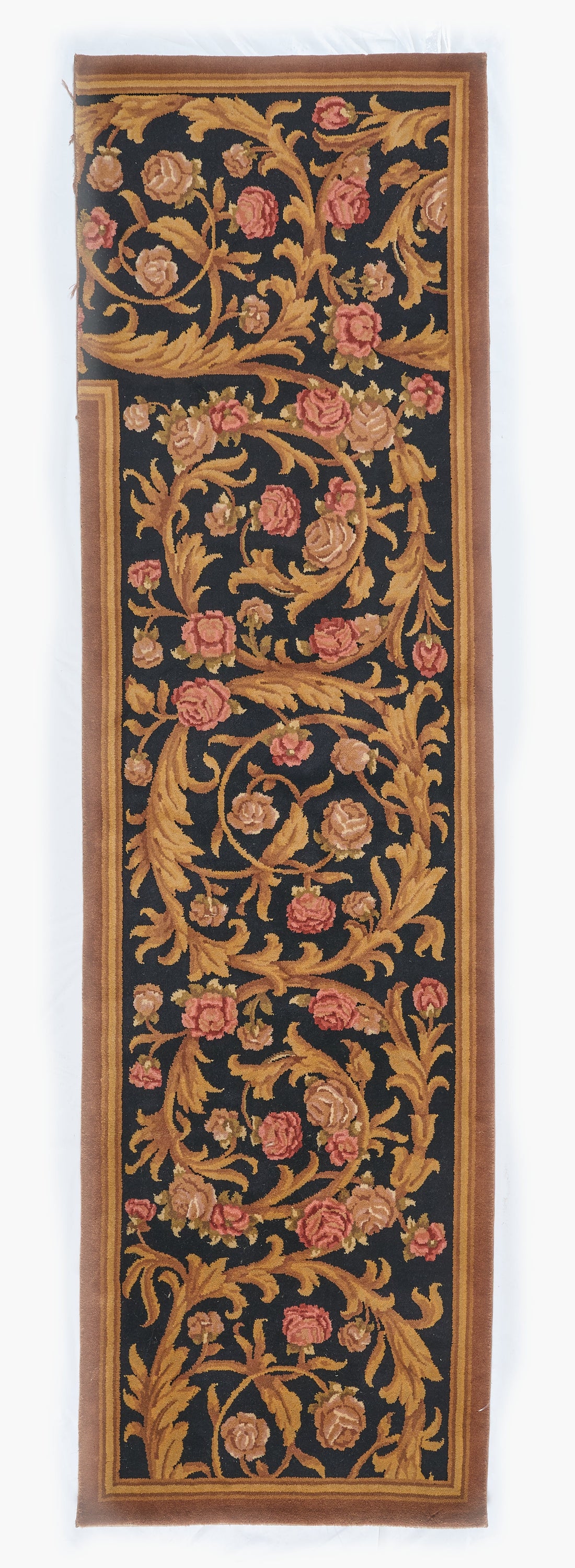 40021 Hand Knotted European Savonnerie