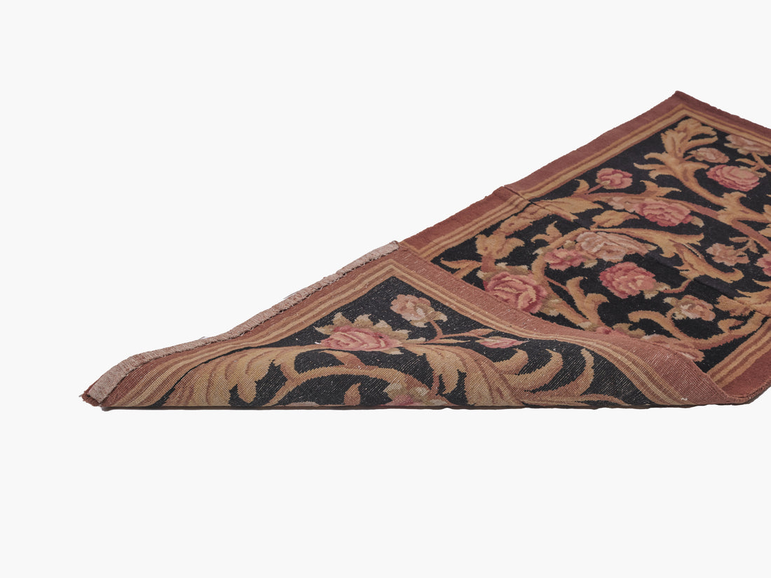 40022 Hand Knotted European Savonnerie