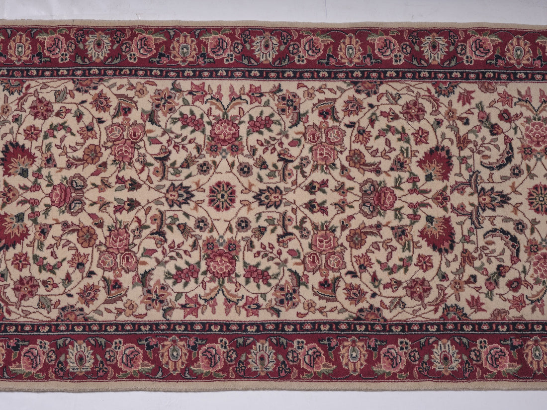 40028 Sino- tabriz Wool/ Silk Runner