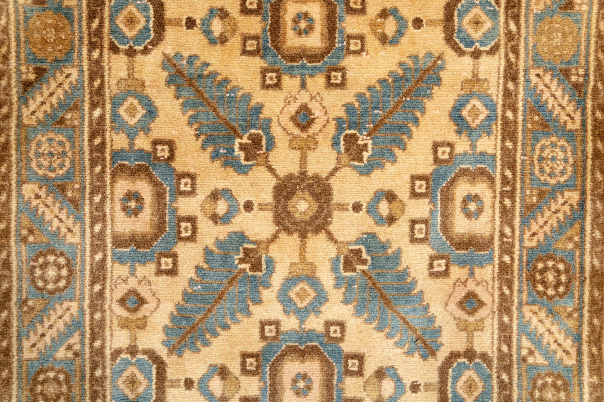 40050 Semi-Antique Persian Runner