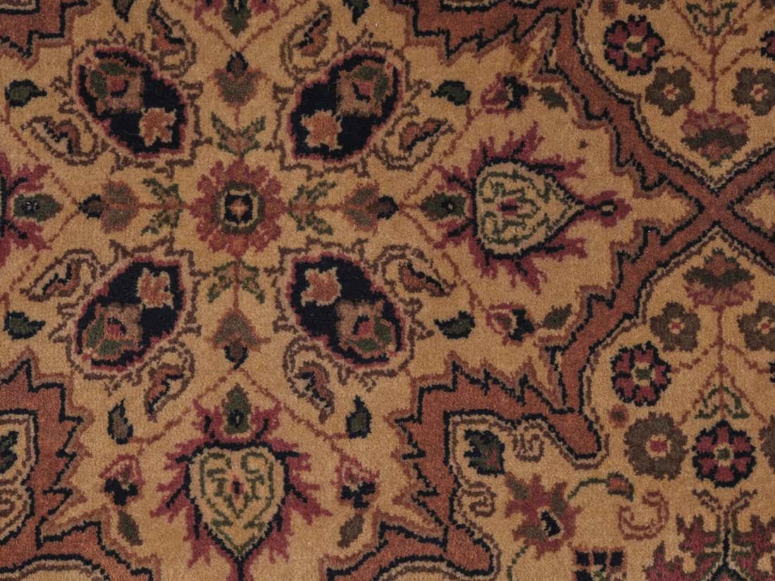 40068 Indo-Tabriz Runner