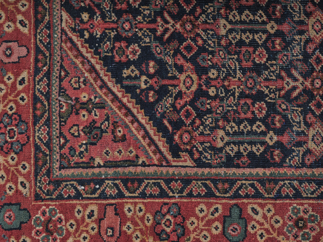 40069  Antique N.West Persian Rug