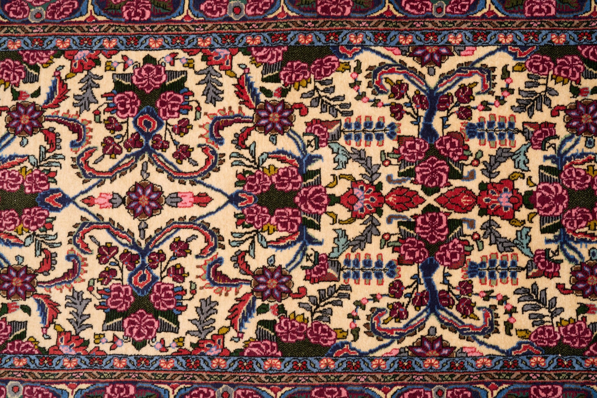 40096 Antique Persian Bidjar