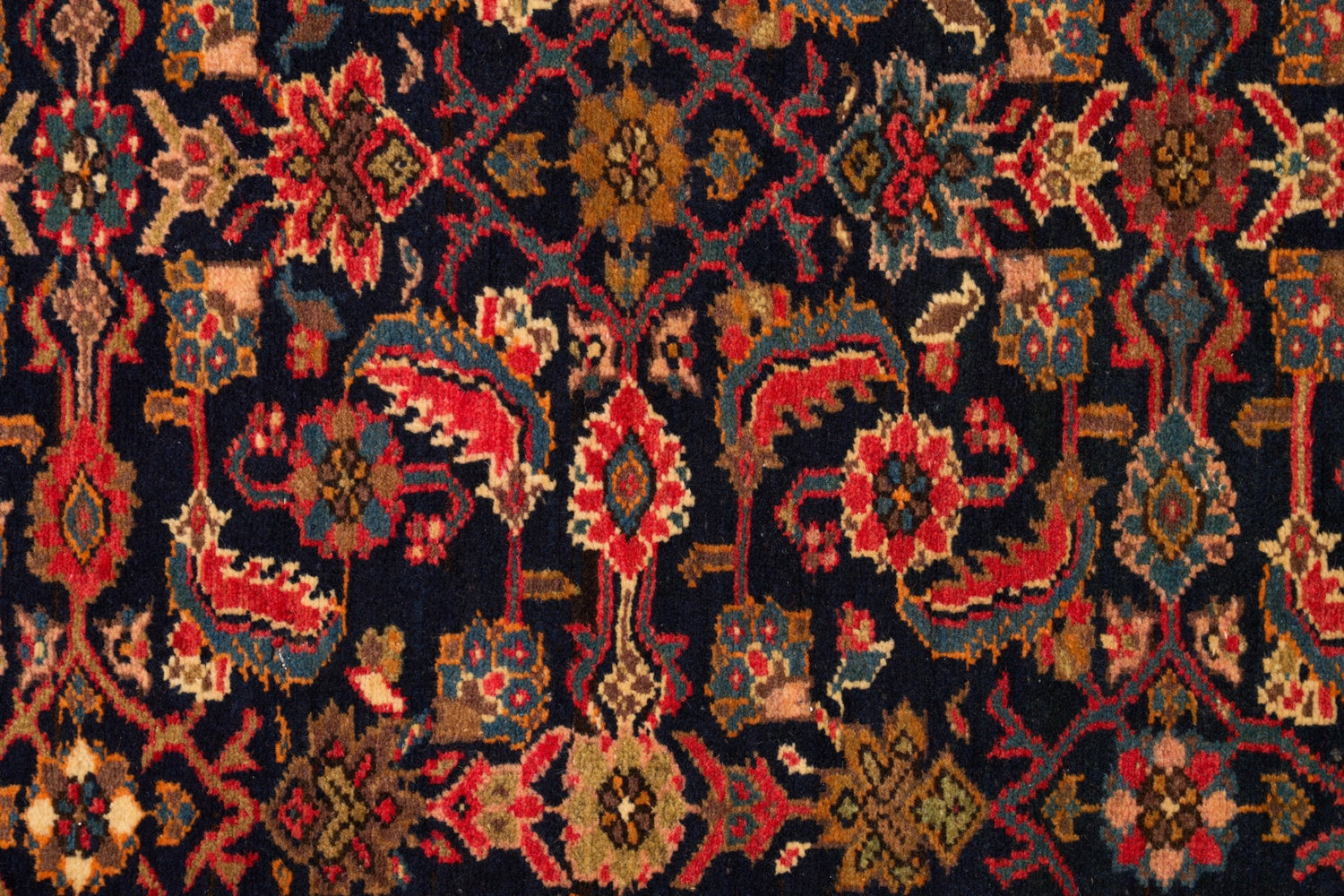 40100 Antique Persian Bidjar