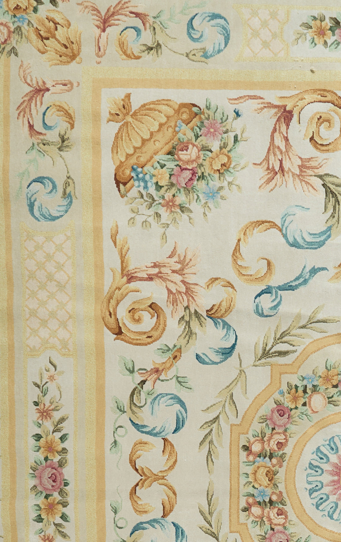 8000 Hand Knotted Savonnerie Carpet