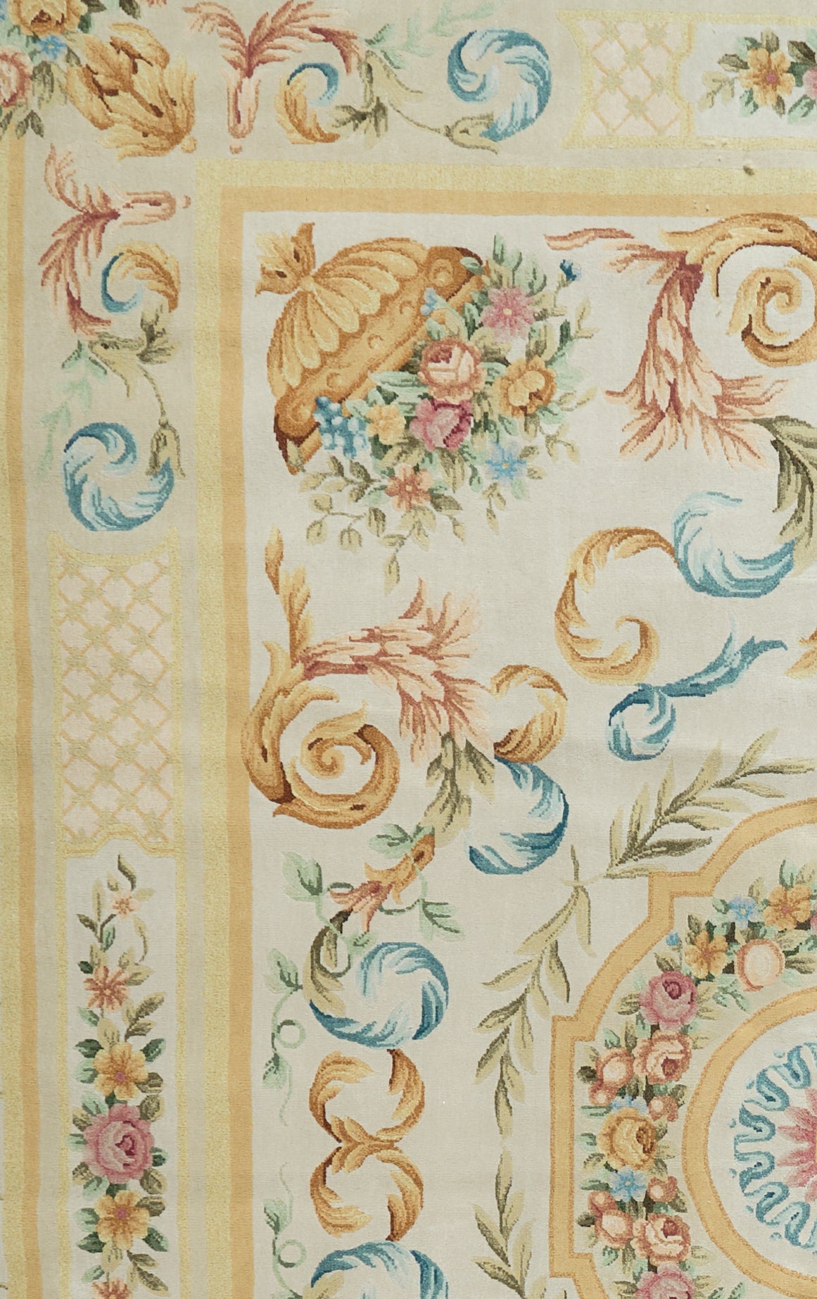 8000 Hand Knotted Savonnerie Carpet