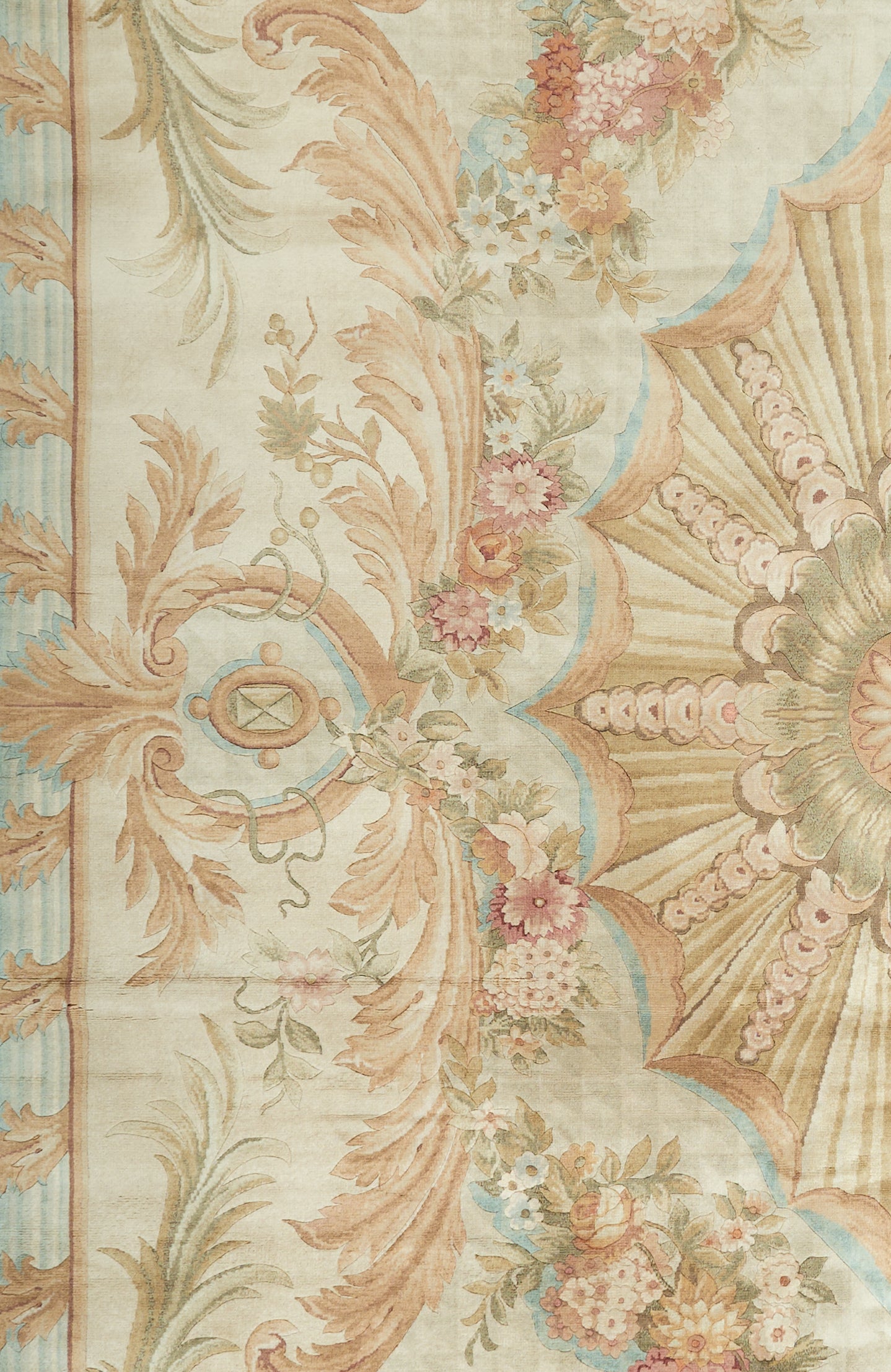 8005 Hand Knotted Savonnerie Carpet