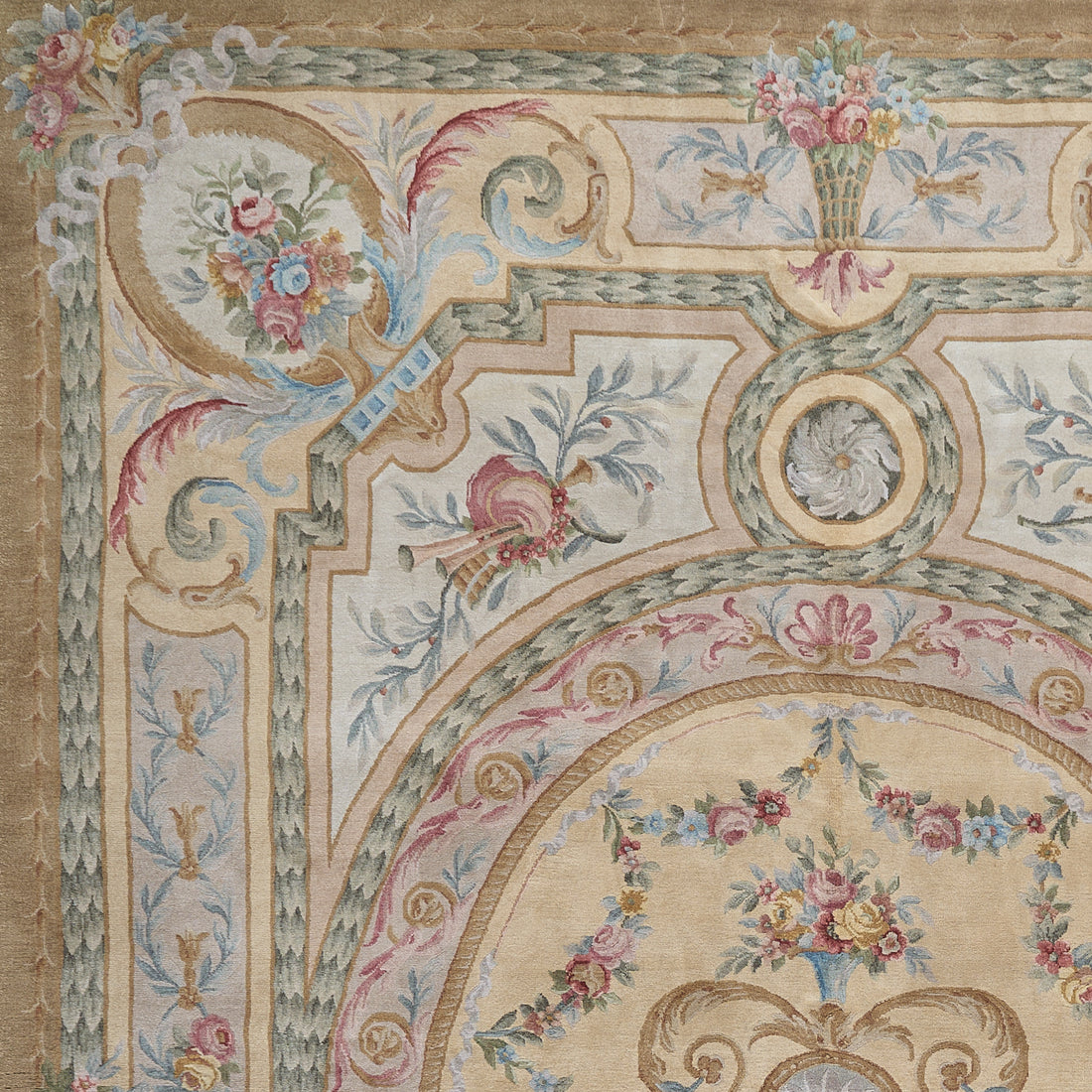 8011 Hand Knotted Savonnerie Carpet