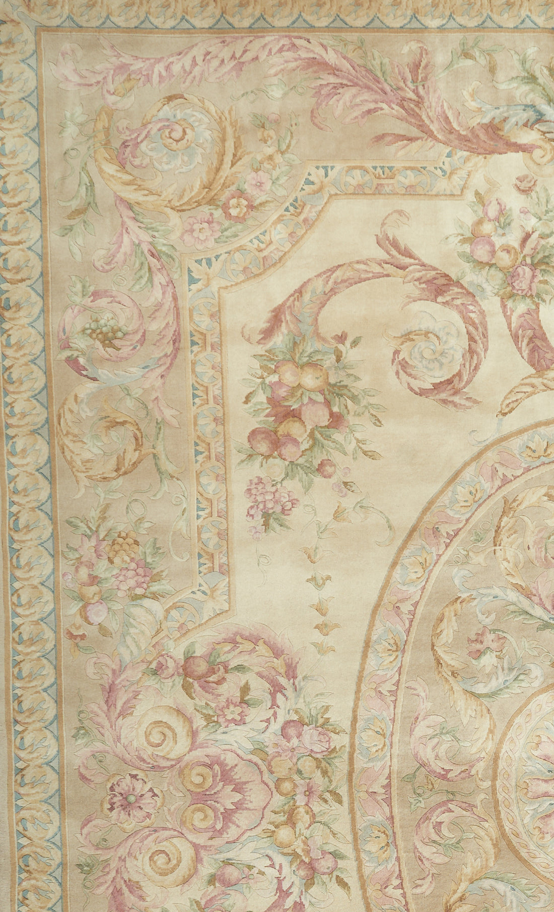 8048 Hand Knotted Savonnerie Carpet