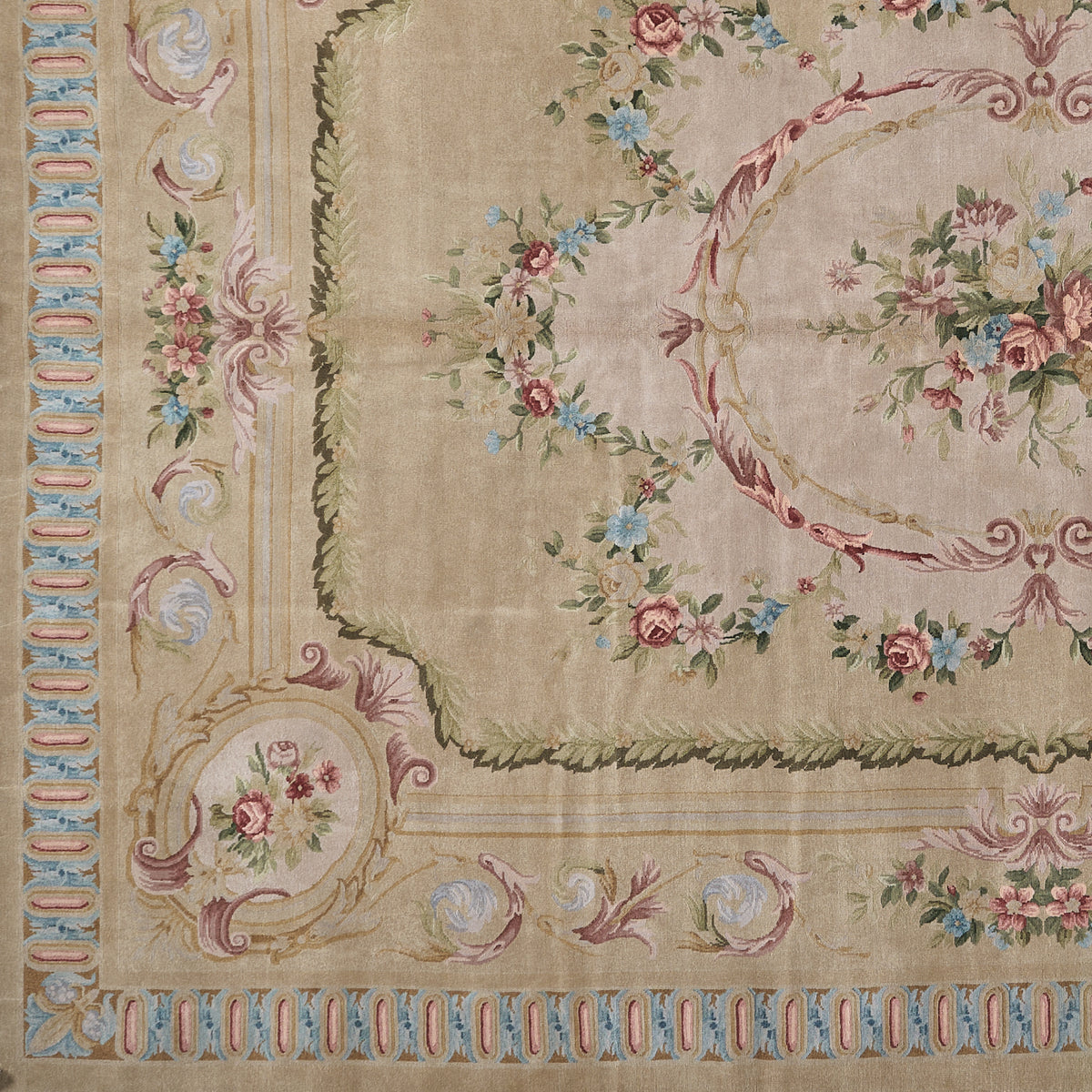 8066 Hand Knotted Savonnerie Carpet