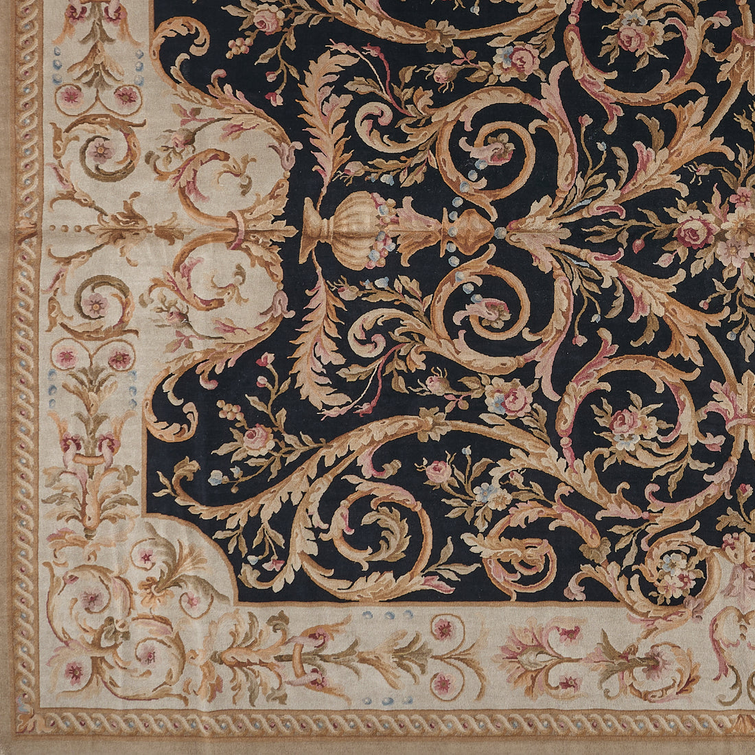 8072 Hand Knotted Savonnerie Carpet
