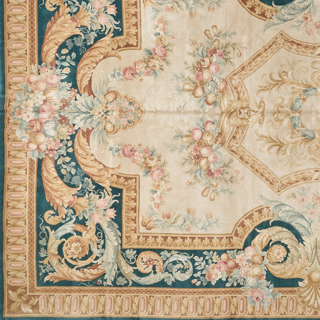 8079 Hand Knotted Savonnerie Carpet