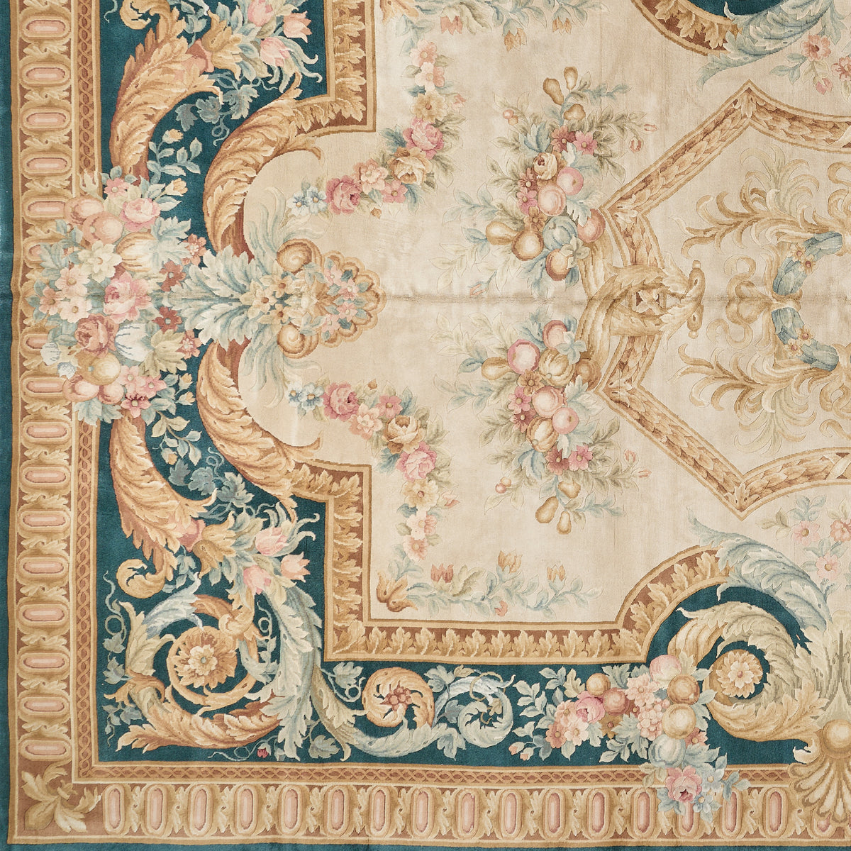 8079 Hand Knotted Savonnerie Carpet
