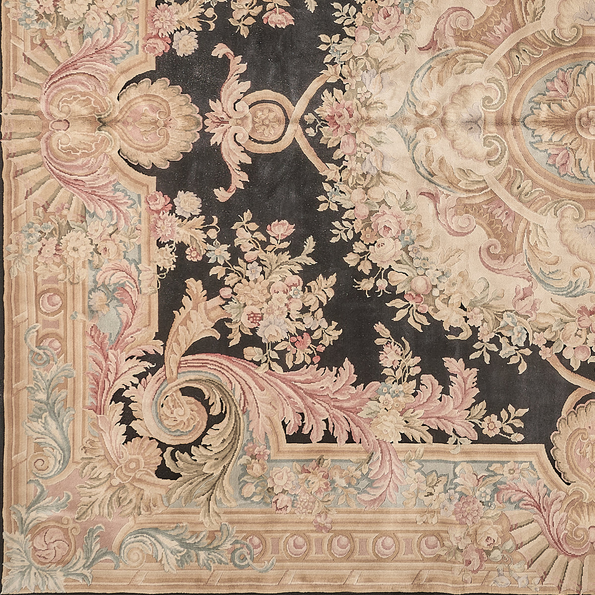 8090 Hand Knotted Savonnerie Carpet